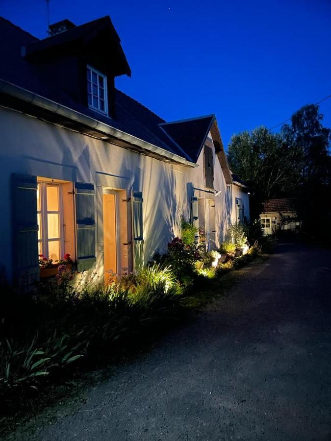 Gite Le Domaine D Orphee Marmagne  Buitenkant foto